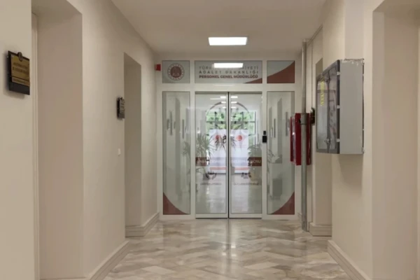 Adalet Bakanlığı’ndan "İnsan Odaklı Gelişim Bürosu"