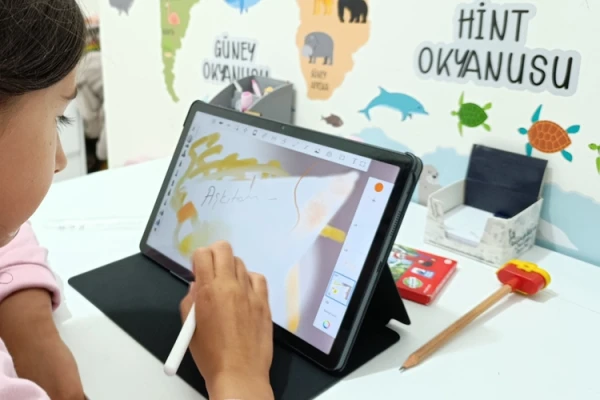 Çocuklarda Ekran Süresi Arttıkça Hareket Azalıyor