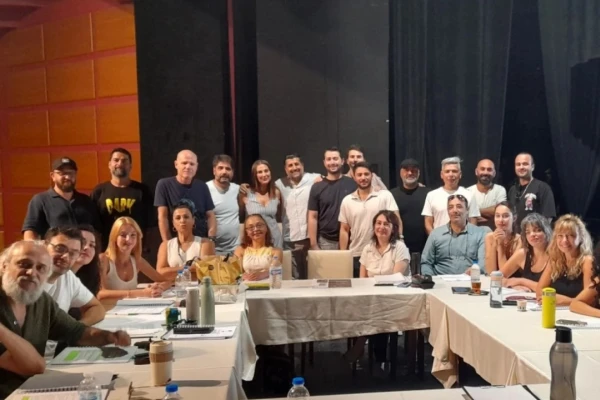 Eskişehir Şehir Tiyatroları Yeni Sezonu “Verimsizler” İle Açıyor