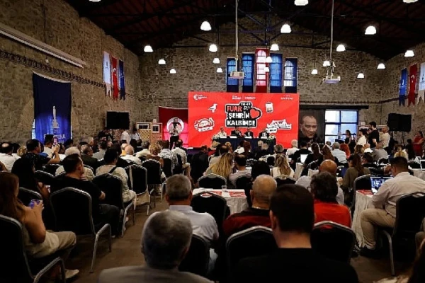 Tugay: İzmir'in Fuarlarla Bağı Her Zaman Güçlü Olacak